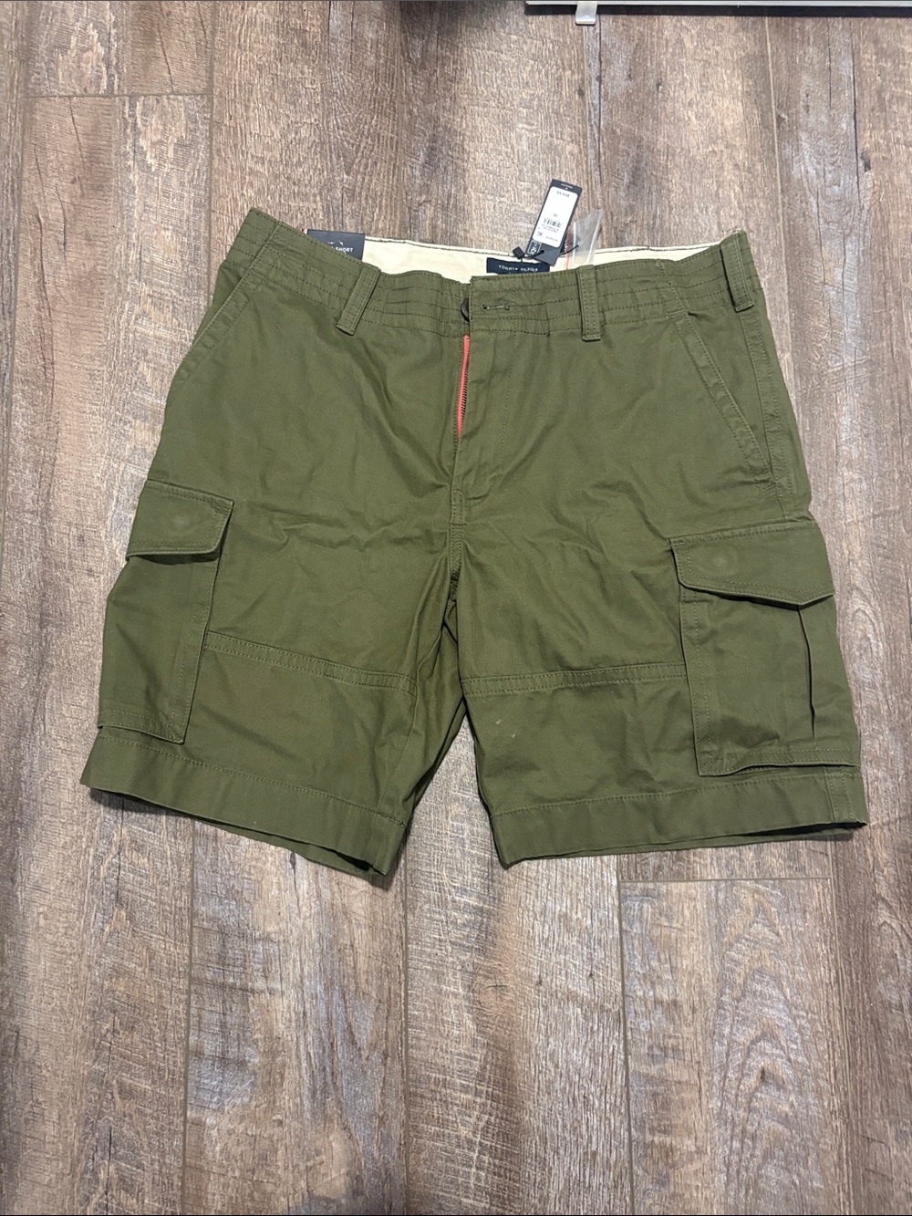 Men's Olive Green Cargo Shorts